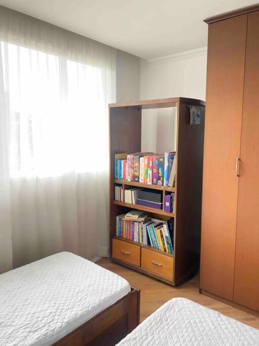 Sobrado Espacoso Em Santa Felicidade 库里提巴 外观 照片