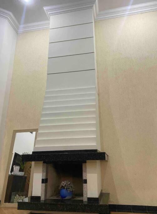 Sobrado Espacoso Em Santa Felicidade 库里提巴 外观 照片