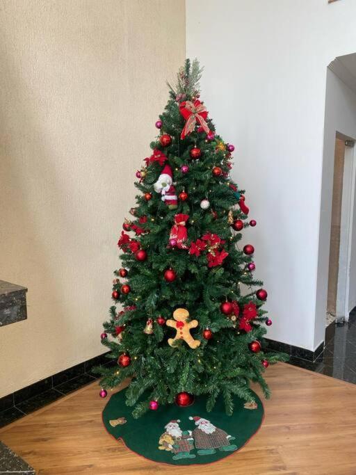 Sobrado Espacoso Em Santa Felicidade 库里提巴 外观 照片