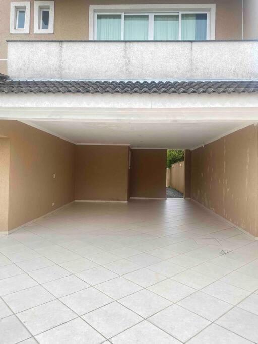 Sobrado Espacoso Em Santa Felicidade 库里提巴 外观 照片